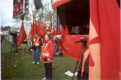 Så er vi klar foran scenen
