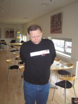 Imens overvejer Steen V lige situationen
