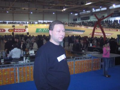 Steen V overvåger stadig stadig situationen, nu på inderkredsen
