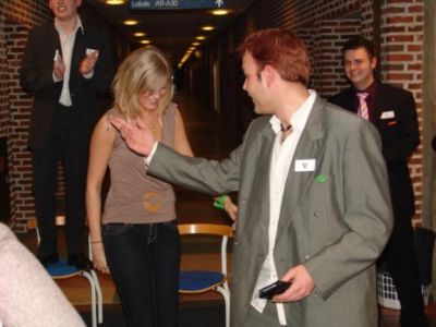 Louise blev købt af en knapt så galant Jess
