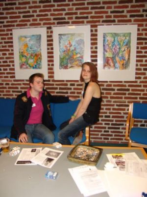 John og Julia er vågnet til dåd igen.....
