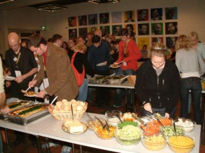 Beretningen er over, og det er tid til aftensmad
