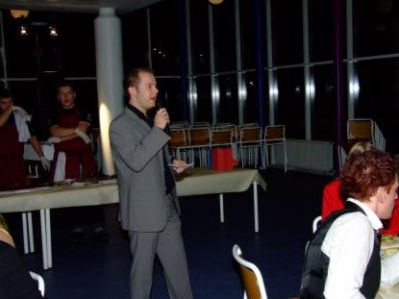 LH's Venners vicepræsident Kaufmann kom forbi og holdt festtalen
