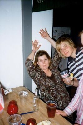 Præsidenten holder også fest på den anden side af baren
