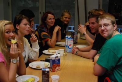 Så er det blevet et par timer senere og lørdag morgen. Og mælken er kommet på i stedet
