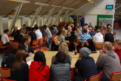 Så er der besøg af en række politikkere
