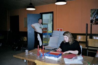 Steen V og Karin knokler også
