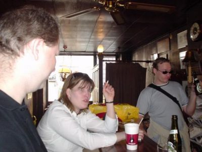 Lisbet og Folket er også ankommet til mødet, så er vi næsten klar
