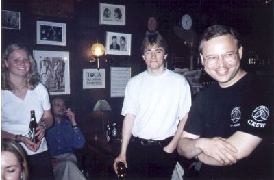 Og et kig op i baren
