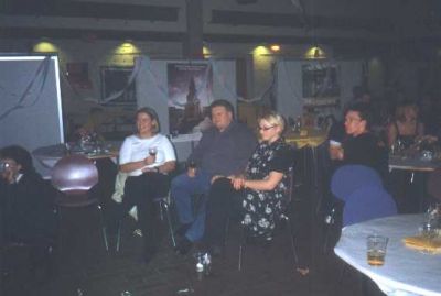 Præsidenten og Vicepræsidenten overværer aftens begivenheder sammen med den ene dirigent
