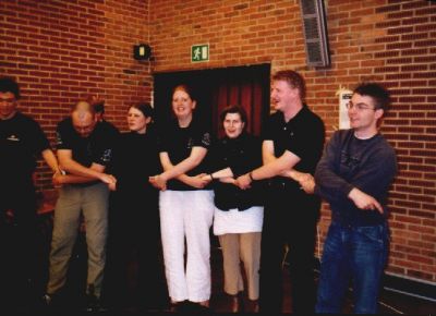 PG'erne synger farvel
