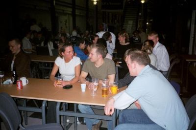 Imens festes der videre nedenunder
