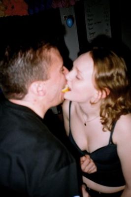 Så skal der kysses - dog med citron i mellem
