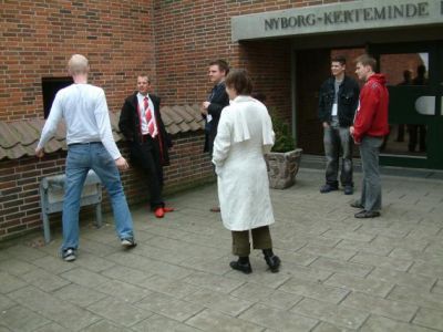 Imens knokler dirigenterne Steen W og Kaufmann med at blive klar til mødet
