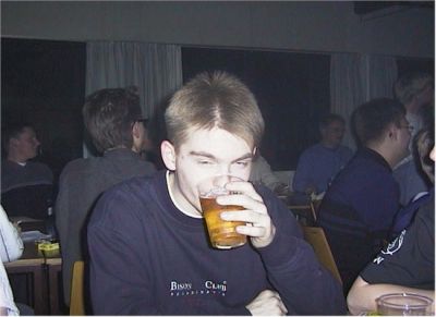 Christian Høgh er også klar - til at drikke en øl
