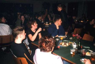 Underholdningen har fanget folks opmærksomhed
