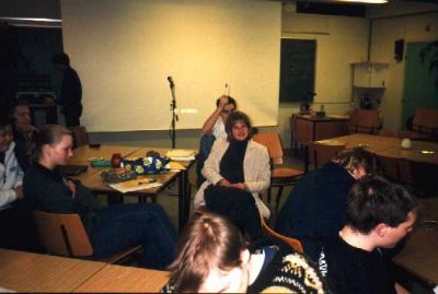 Formanden følger også med
