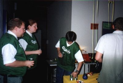 PG'erne har funder dåsebajerne
