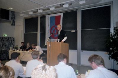 Og Steen W er stadig på talerstolen
