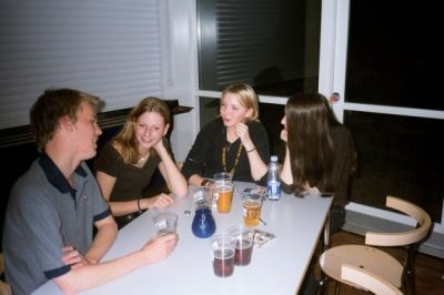 Og her: Benjamin og pigerne
