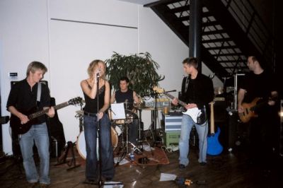 Så er aftenens band kommet på
