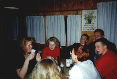 Årets rødvinsmøde med: Ulla Petersen, Betina Riis, Lisbeth Lund, Michael Ottosen, Jacob Tietge og Mark Stokholm
