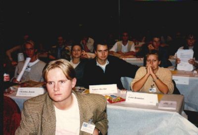 Jeppe Engell, Christian Jensen, Anders H. og Lotte Brunskov bag Asbjørn
