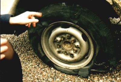 Dækket på bilen på vej til Skanderborg efter 60 km kørsel...
