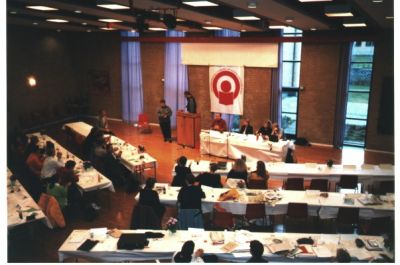 Og salen set sådan lidt fra oven
