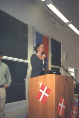 Formanden lukker mødet
