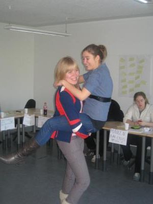 Så er der kommet gang i danselektionerne eller?
