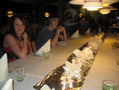 Så er der dækket op til fest lørdag aften
